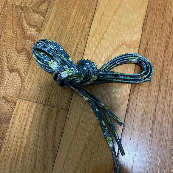 NOBULL White Floral Sneakers - Picture 5 of 5